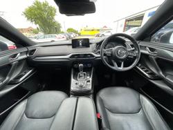 2016 Mazda
CX-9 Azami