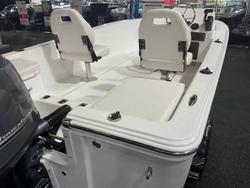 2022 Sportsman Boats Island Reef 17