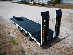 2025 Beavertail Tri Axle Seamless Tag Trailer