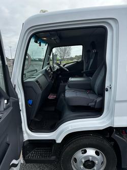 2023 Hyundai Mighty EX4/6 WHITE