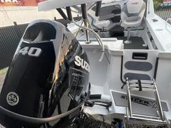 2025 Stacer 589 Sea Runner SE