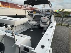 2025 Stacer 589 Sea Runner SE