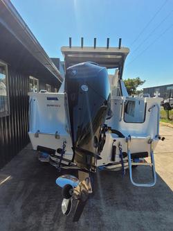 2024 QUINTREX 690 Trident HT