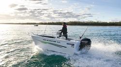 2025 QUINTREX 460 Renegade CC