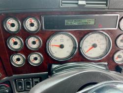 2014 Freightliner Coronado 106 Big Cab $105000 Inc Gst As Traded FREIGHTLINER CORONADO SILVER