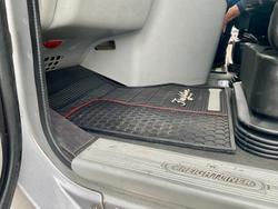 2014 Freightliner Coronado 106 Big Cab $105000 Inc Gst As Traded FREIGHTLINER CORONADO SILVER