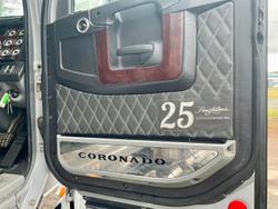 2014 Freightliner Coronado 106 Big Cab $105000 Inc Gst As Traded FREIGHTLINER CORONADO SILVER