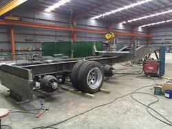 2025 Stonestar New Logging (Jinker ) Trailer 38Ft RED