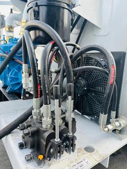 2025 Stonesar 10,000 litre Vaccum Tank with Pump