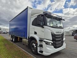 2025 Iveco
S-Way AT230