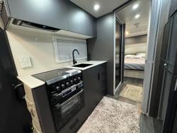 2025 Legend Caravans Trackline 21'6