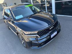 2023 Kia
                Sorento Sport