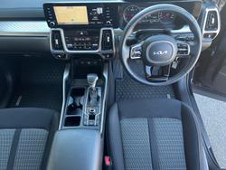 2023 Kia
                Sorento Sport