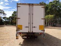 2014 Isuzu Frr 500 Long F SERIES WHITE