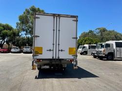 2014 Isuzu Frr 500 Long F SERIES WHITE