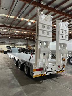 2025 STONESTAR Low Loader With Gooseneck