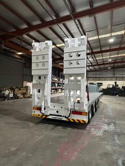 2025 STONESTAR Low Loader With Gooseneck