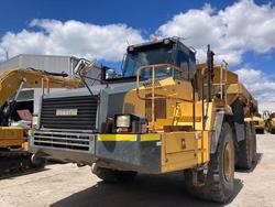2011 Komatsu Hm400-2