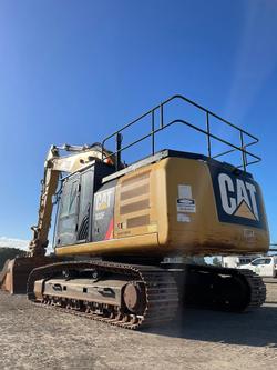 2016 Caterpillar 330Fl