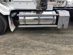 2015 Kenworth T409sar Fully Speced 684000Klm E5 X Locks 97T $219000+Gst T409 SAR E5 WHITE