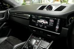 2020 Porsche Cayenne GTS