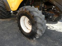 2009 New Holland Cr9060 YELLOW
