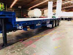 2025 Stonestar Brand New Extendable Drop Deck With B-Fold Ramp 900H Blue