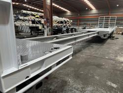 2025 Stonestar Brand New Extendable Drop Deck With B-Fold Ramp 900H Blue