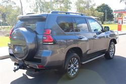 2018 TOYOTA
LANDCRUISER PRADO VX (4x4)