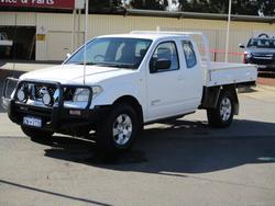 2009 Nissan Navara RX D40 White