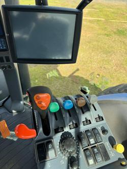 2009 New Holland
T8050 Tractor