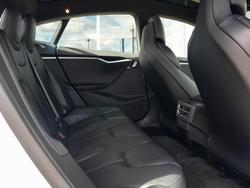 2017 Tesla Model S 90D