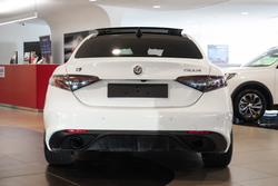 2023 Alfa Romeo Giulia Veloce