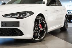 2023 Alfa Romeo Giulia Veloce