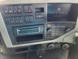 2018 Volvo Fm450 Scoop Purchase 2Avait $140000+Gst 830000Klm Be Quick FM 450 SLEEPER