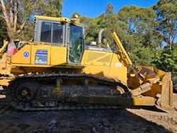 2011 Komatsu D65ex-16