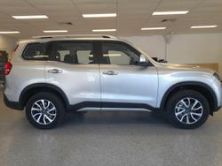 2023 Mahindra Scorpio Z8L 4X4 Dazzling Silver
