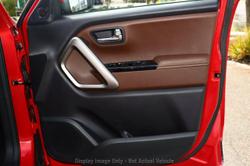 2023 Mahindra Scorpio Z8 4X4 Dazzling Silver