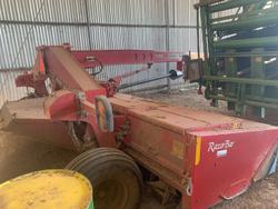 2017 Massey Ferguson 1386