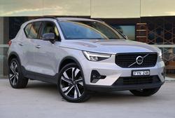 2023 Volvo XC40 Ultimate B5 Dark
