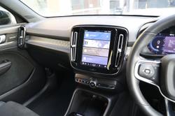 2023 Volvo XC40 Ultimate B5 Dark