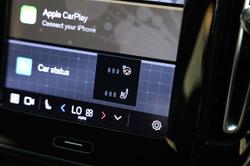 2023 Volvo XC40 Ultimate B5 Dark