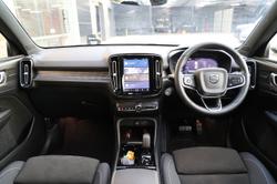 2023 Volvo XC40 Ultimate B5 Dark