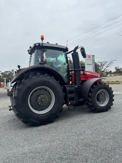 0 Massey Ferguson Demo 8732S Dyna -Vt Red