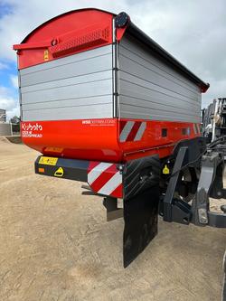 2023 Kubota Dsx-W Geospread Orange