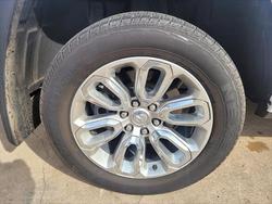 2023 RAM LARAMIE 1500 SPORT MY23 1500 Laramie Sport Crew Cab RamBox (with tonneau and bed divider) Bright White