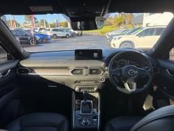 2022 Mazda
                CX-5 Akera