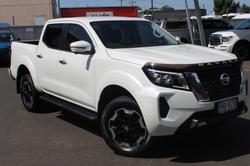 2024 Nissan Navara ST-X