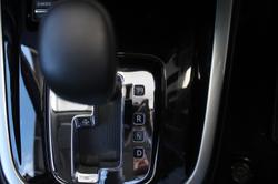 2024 Nissan Navara ST-X