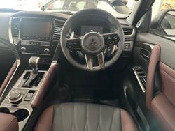 2025 MITSUBISHI PAJERO SPORT GSR